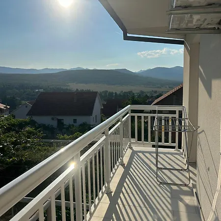 Sarenac Apartment *
