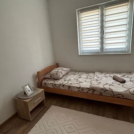 Sarenac Apartment *